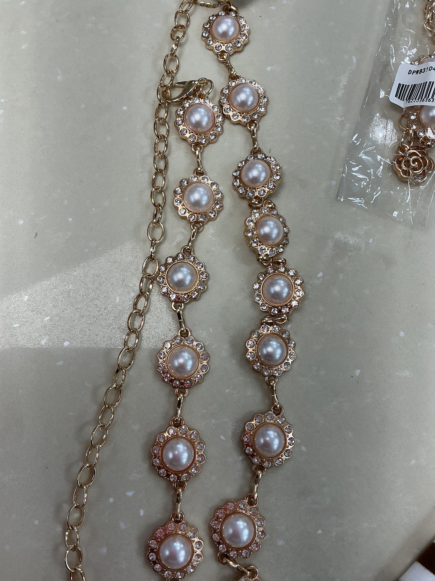Chain gold belt
