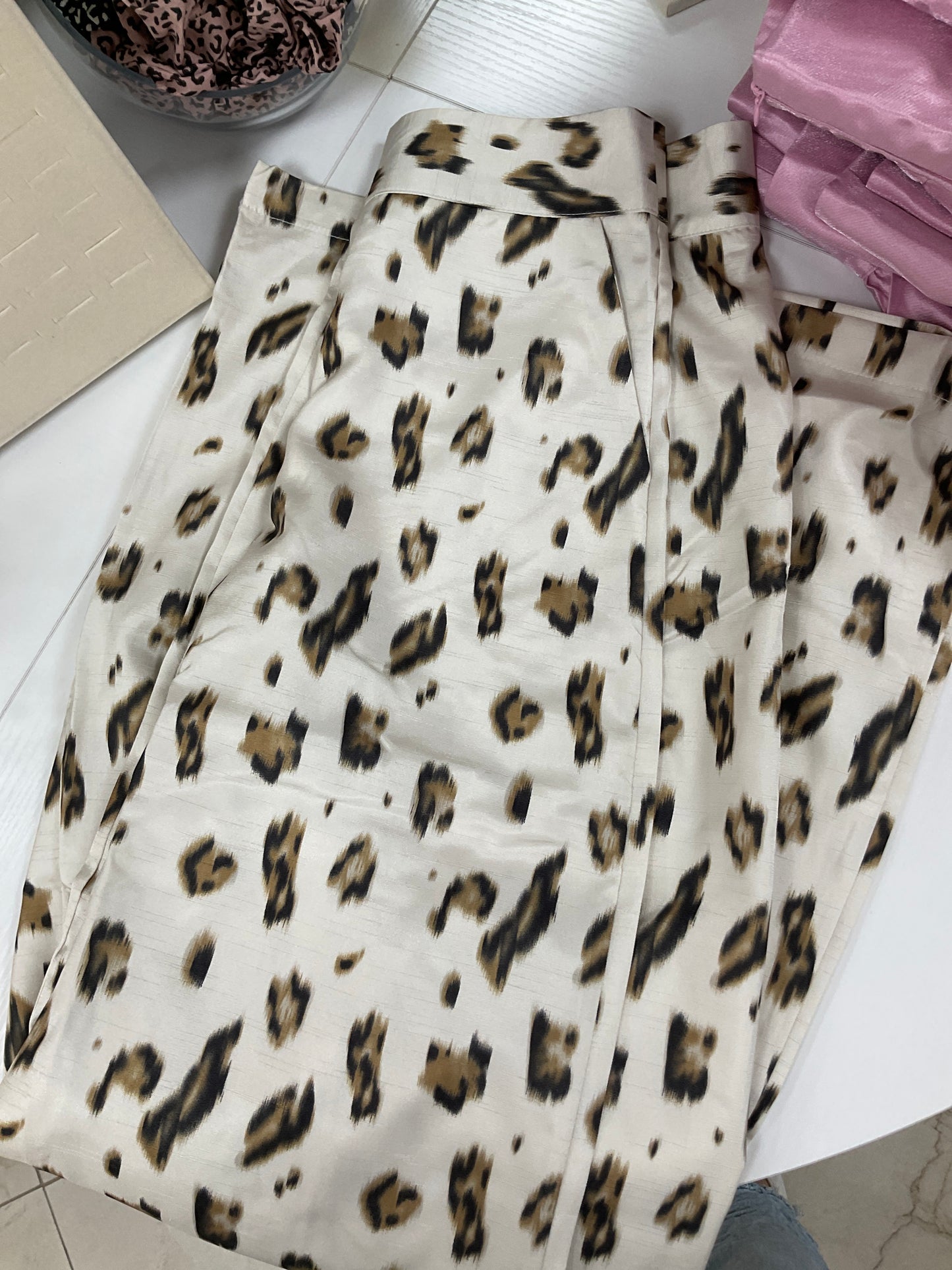 Cheetah flowy pants