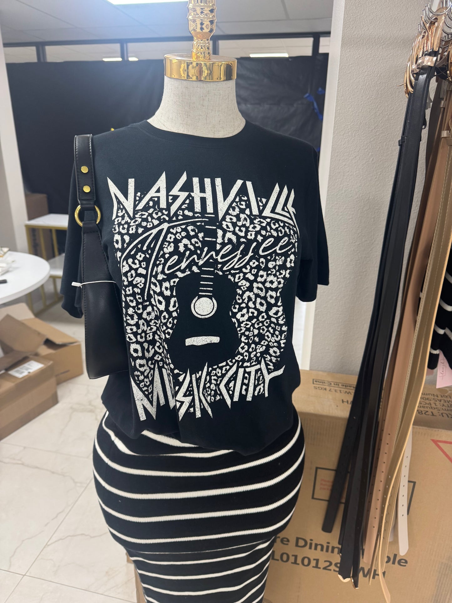 Black Nashville tee