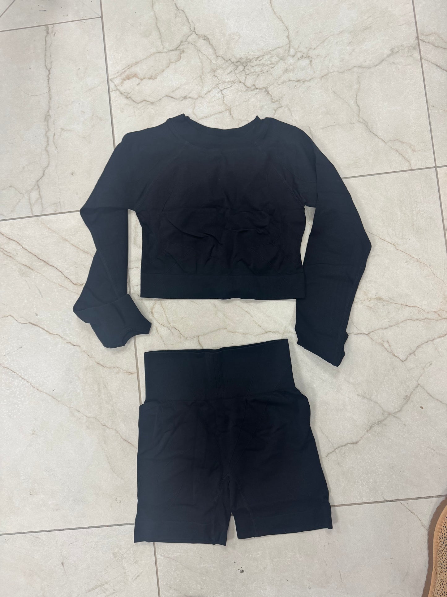 Black long sleeve work out set