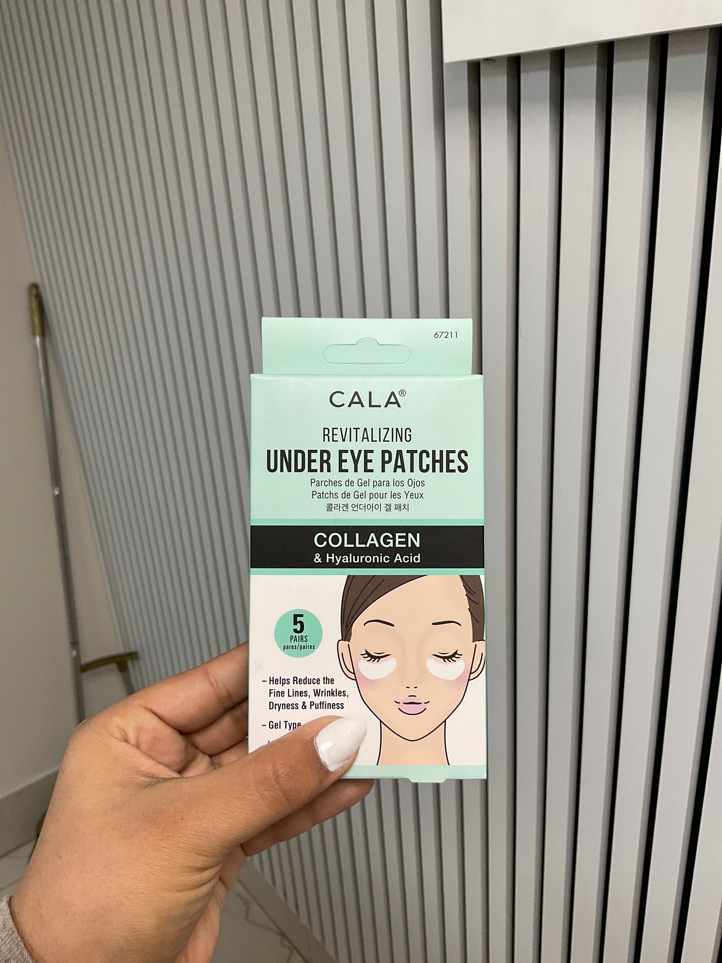Under eye patches