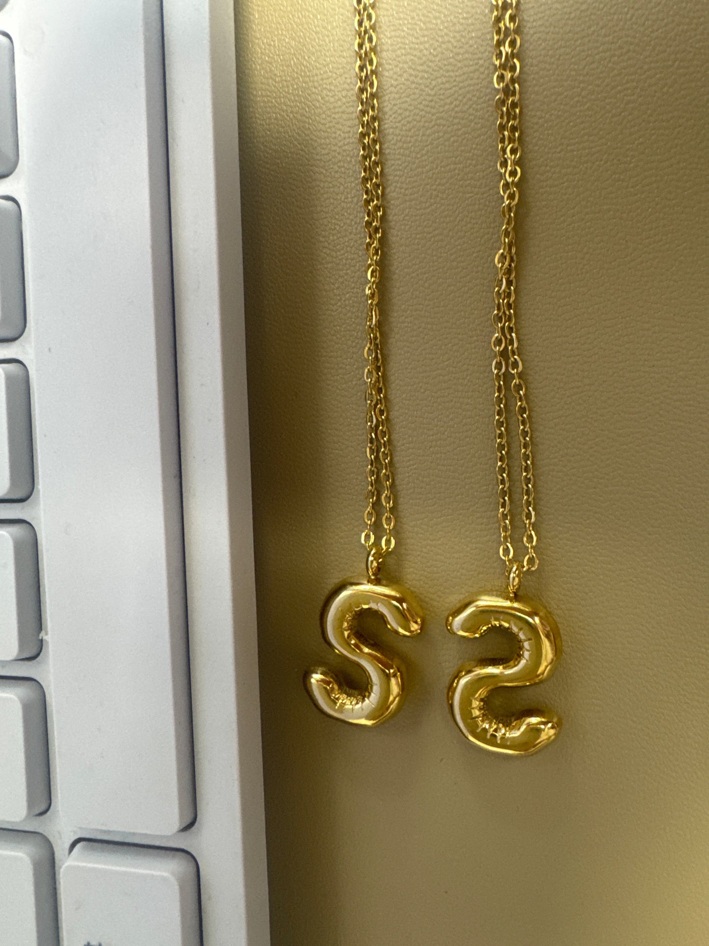 S Gold Mia necklace