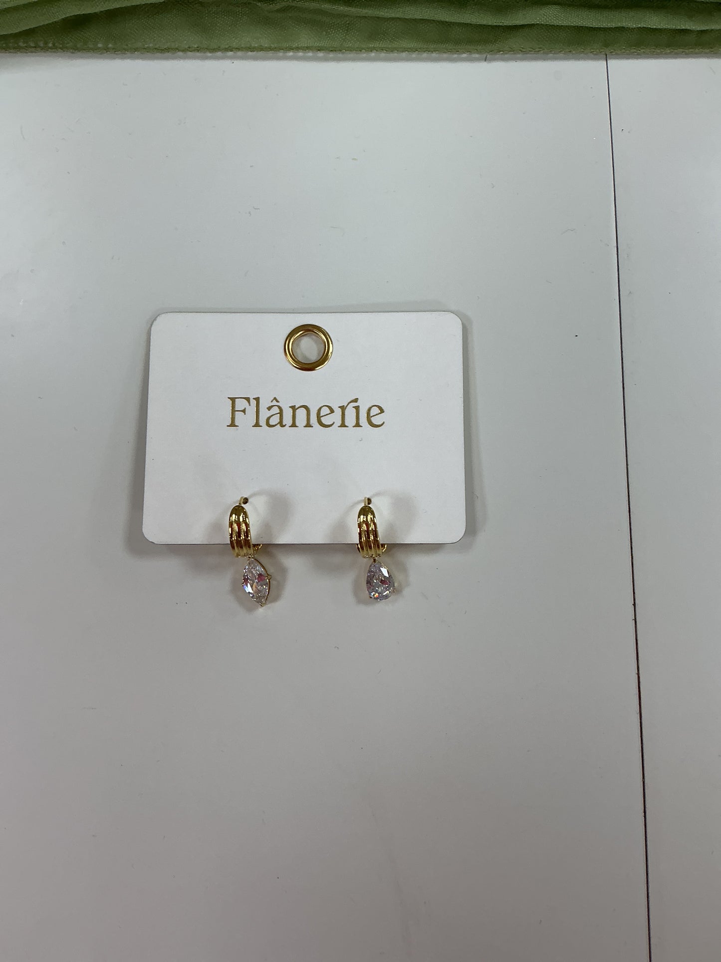 Teardrop earrings