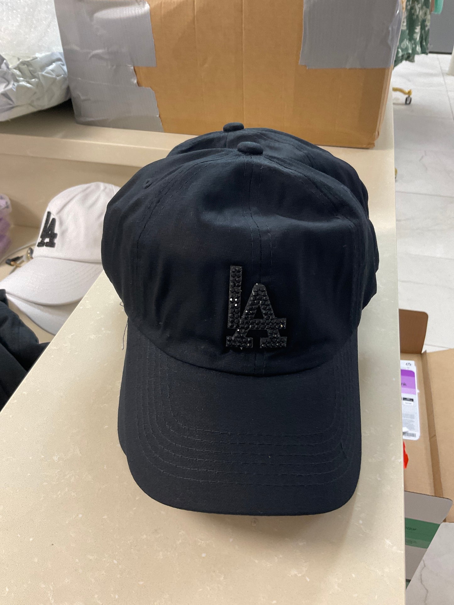 Black La hat