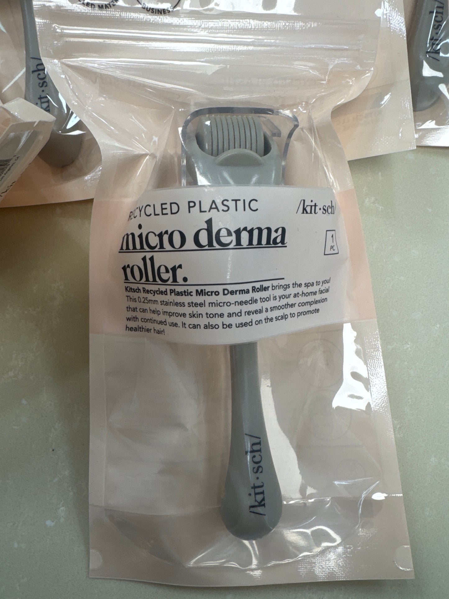 Micro derma roller