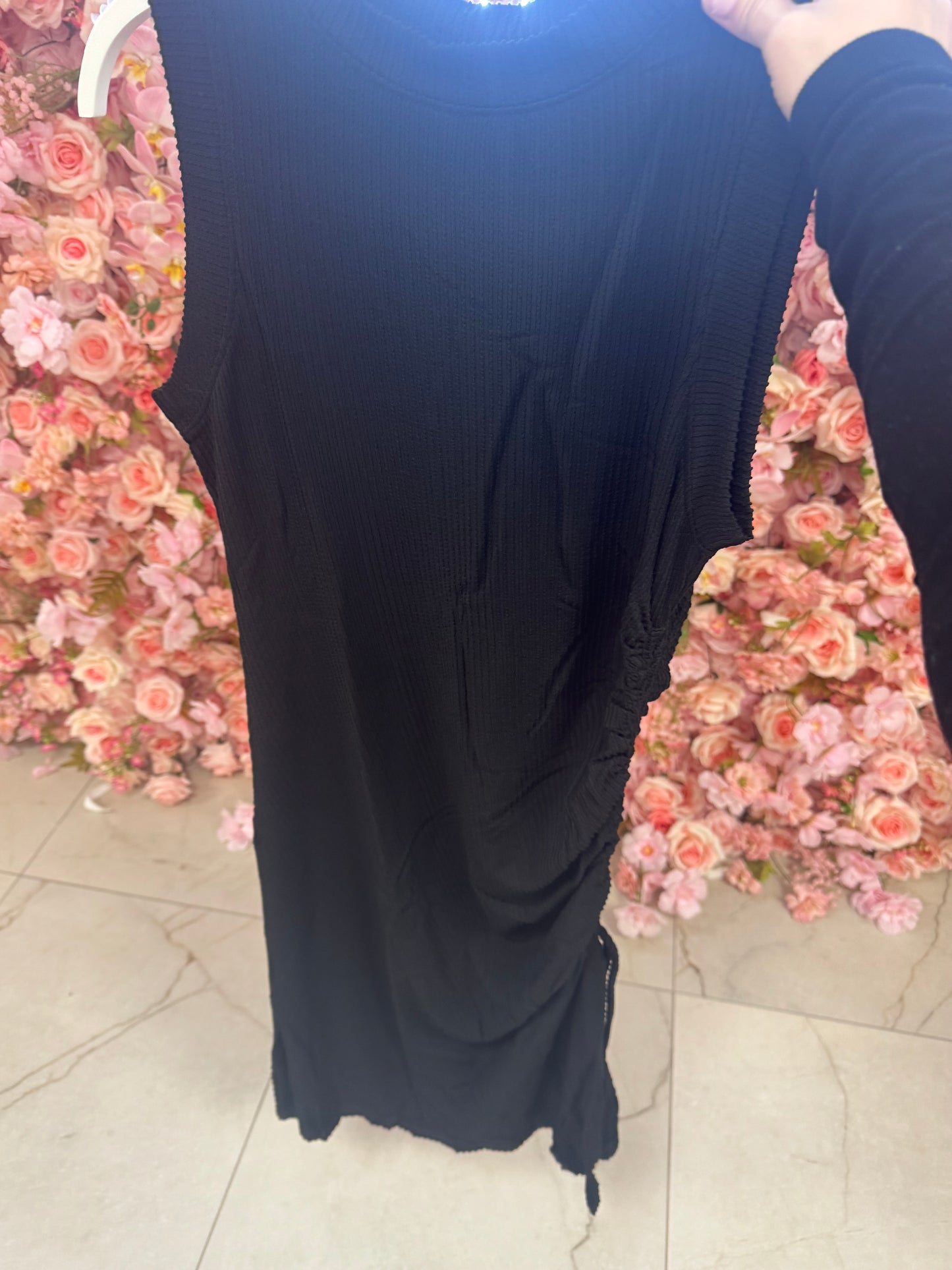 Fitted black dress