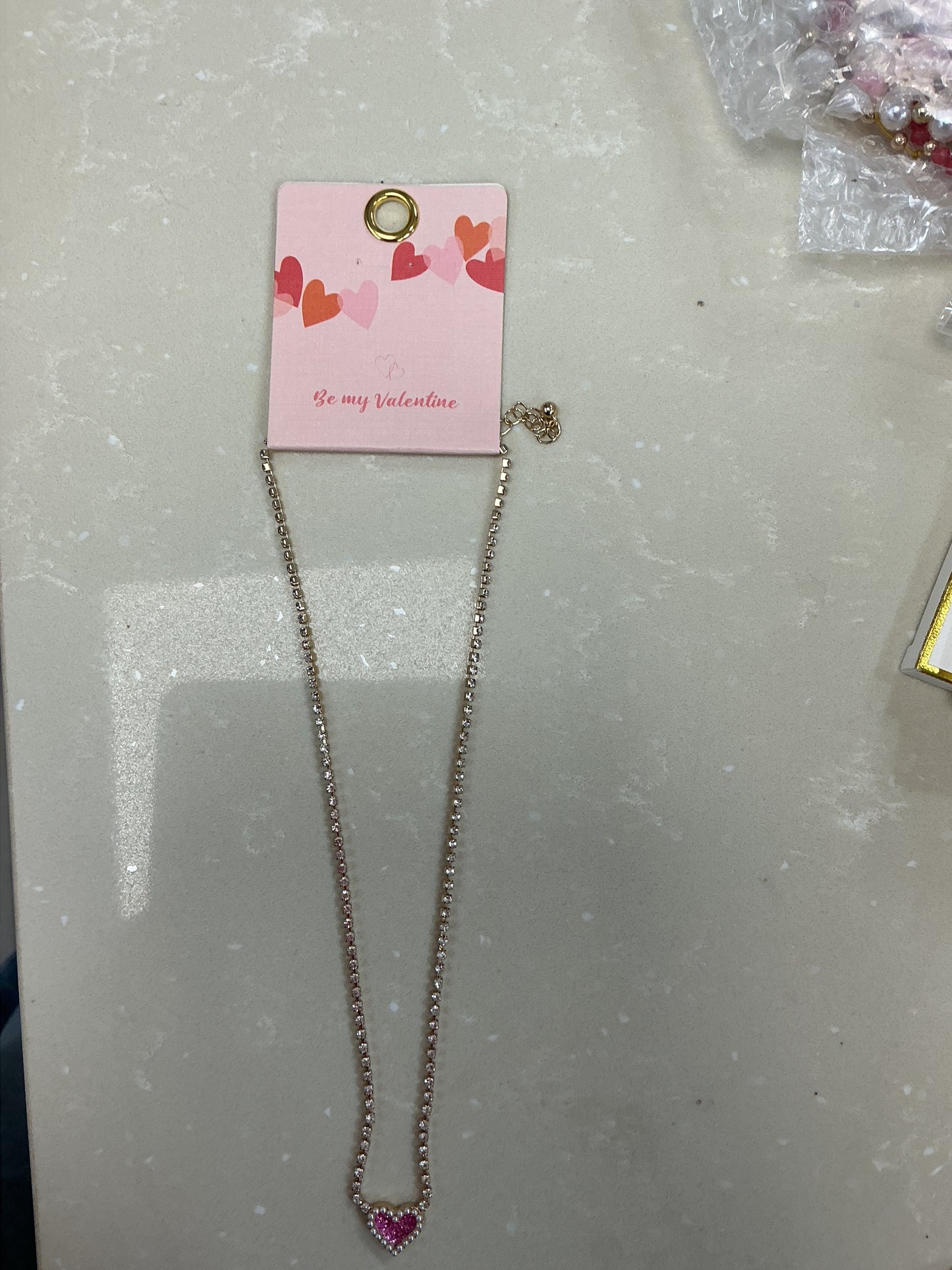 Heart pendant necklace