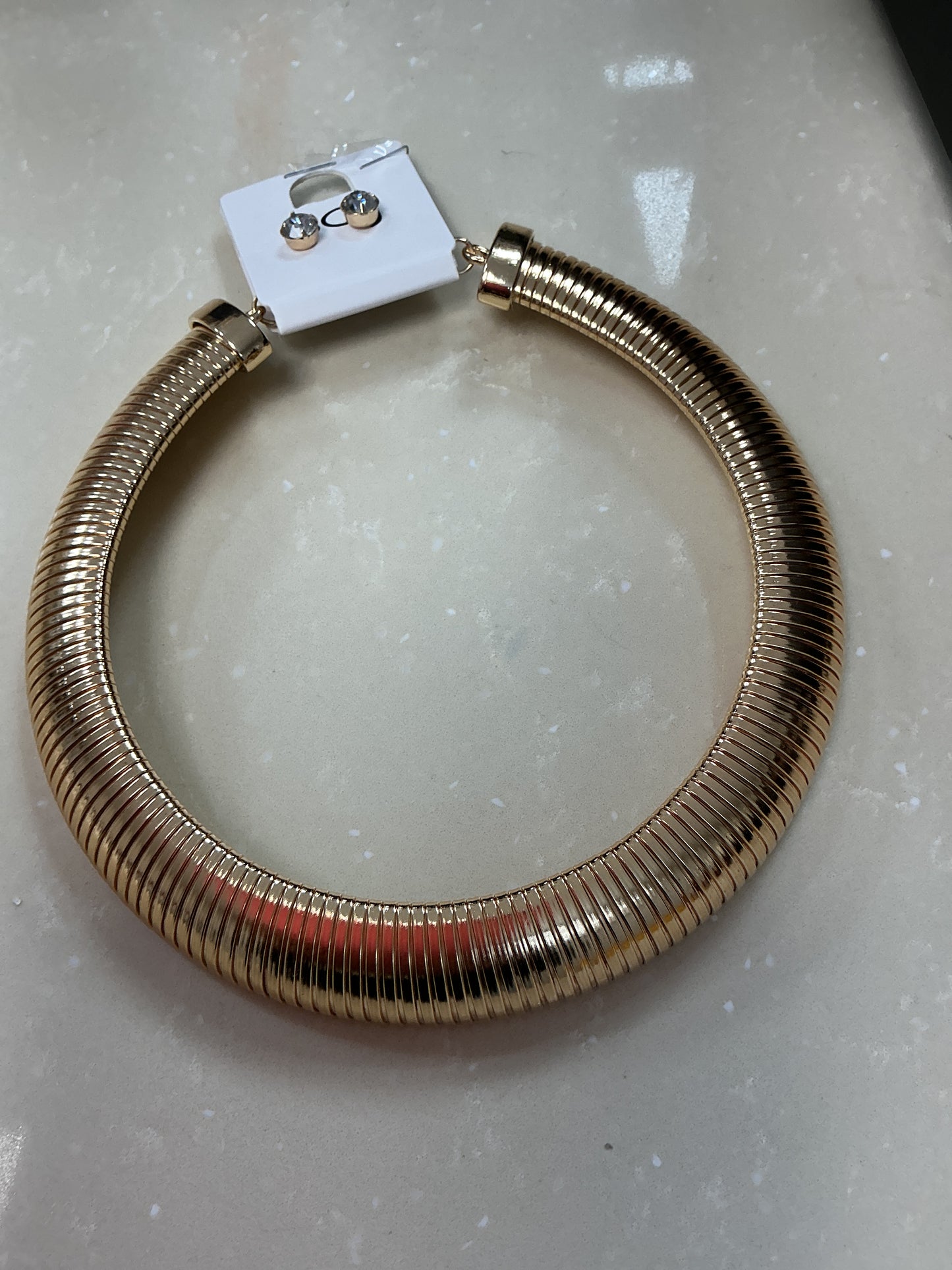 Gold choker necklace