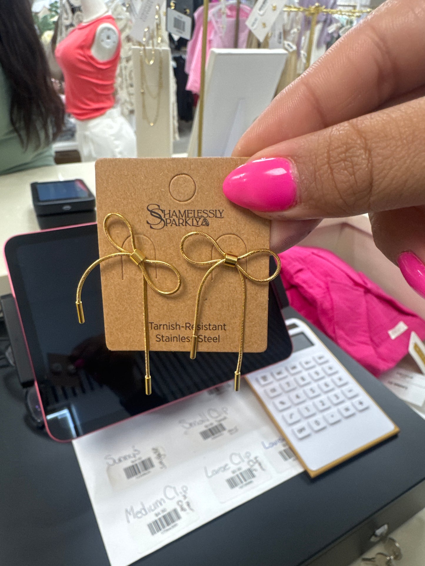 Bow earrings