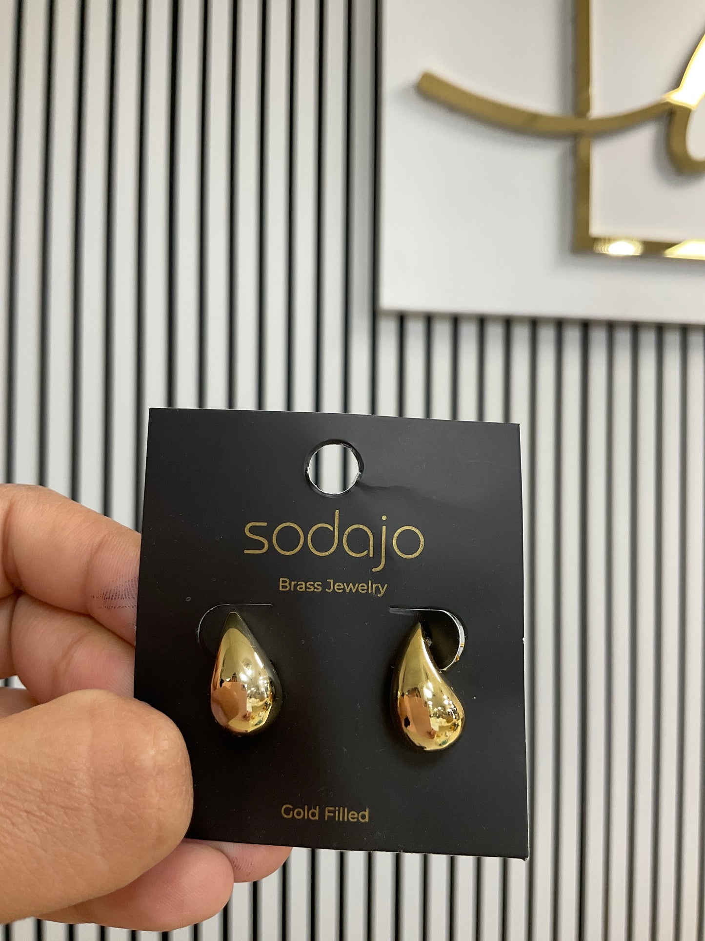 Gold small tear drop earrings