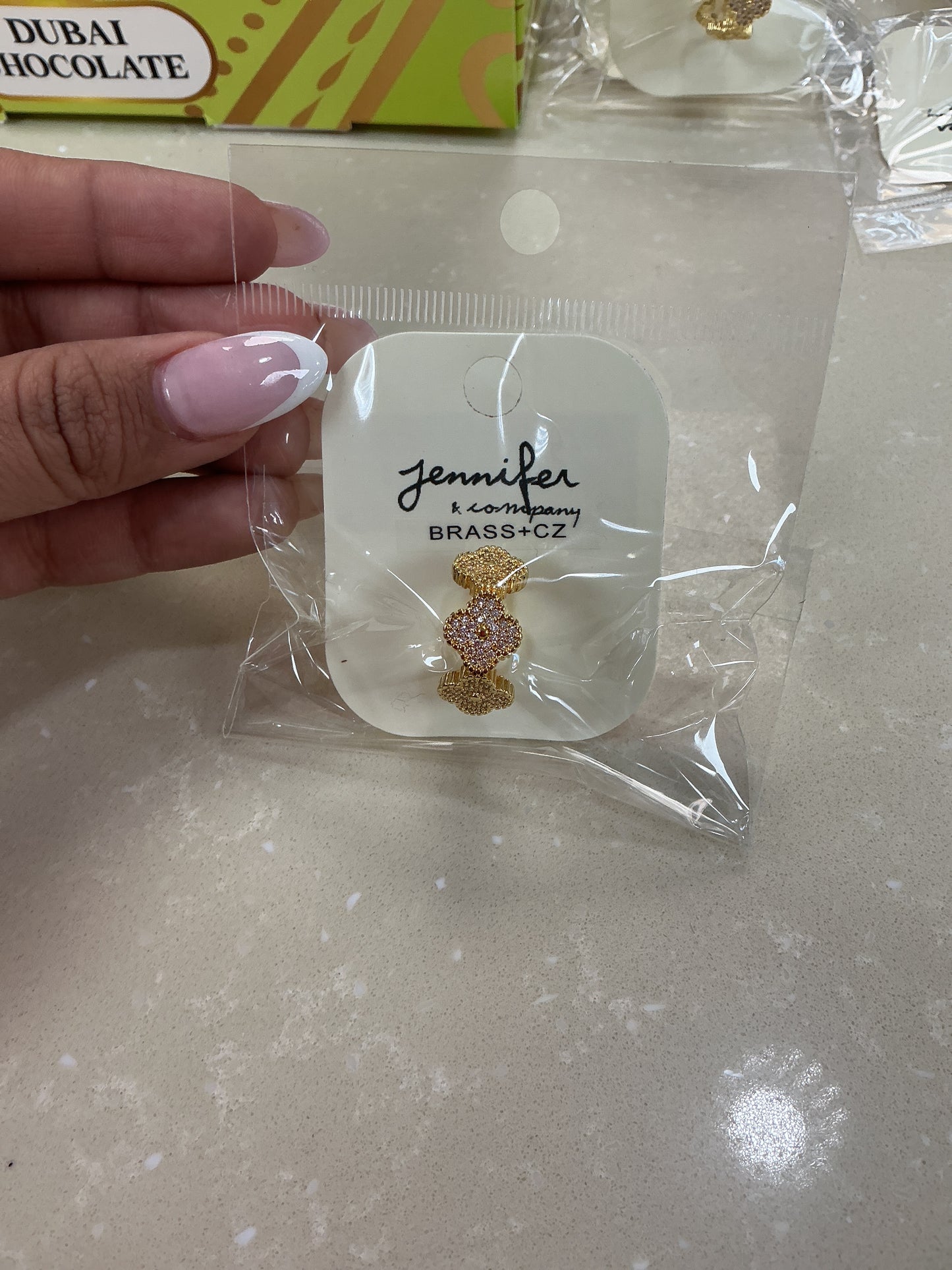 Gold clover ring
