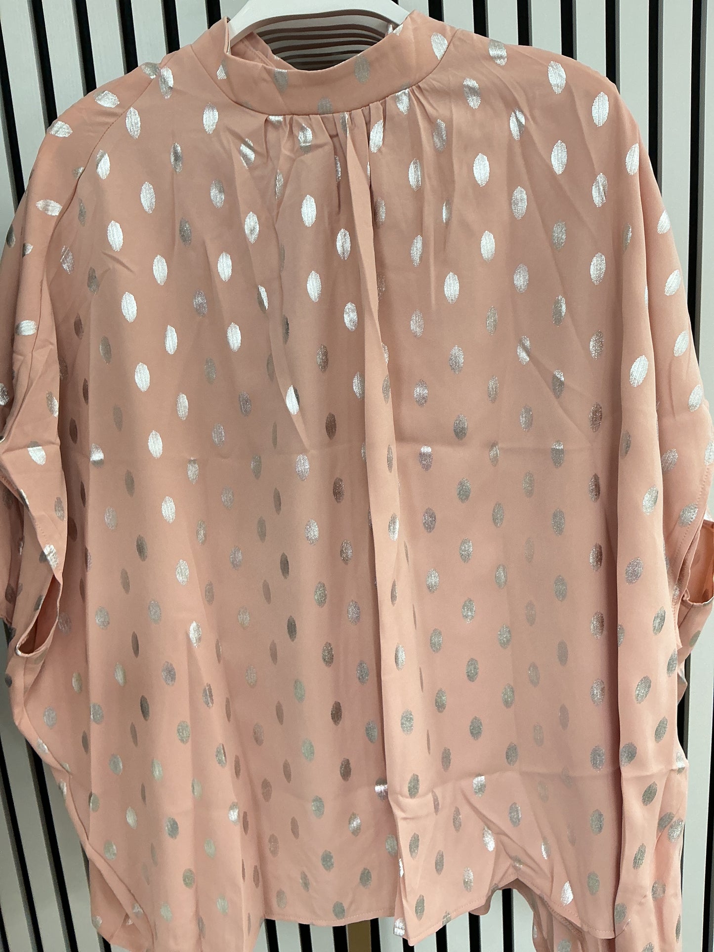 Pink flowy top