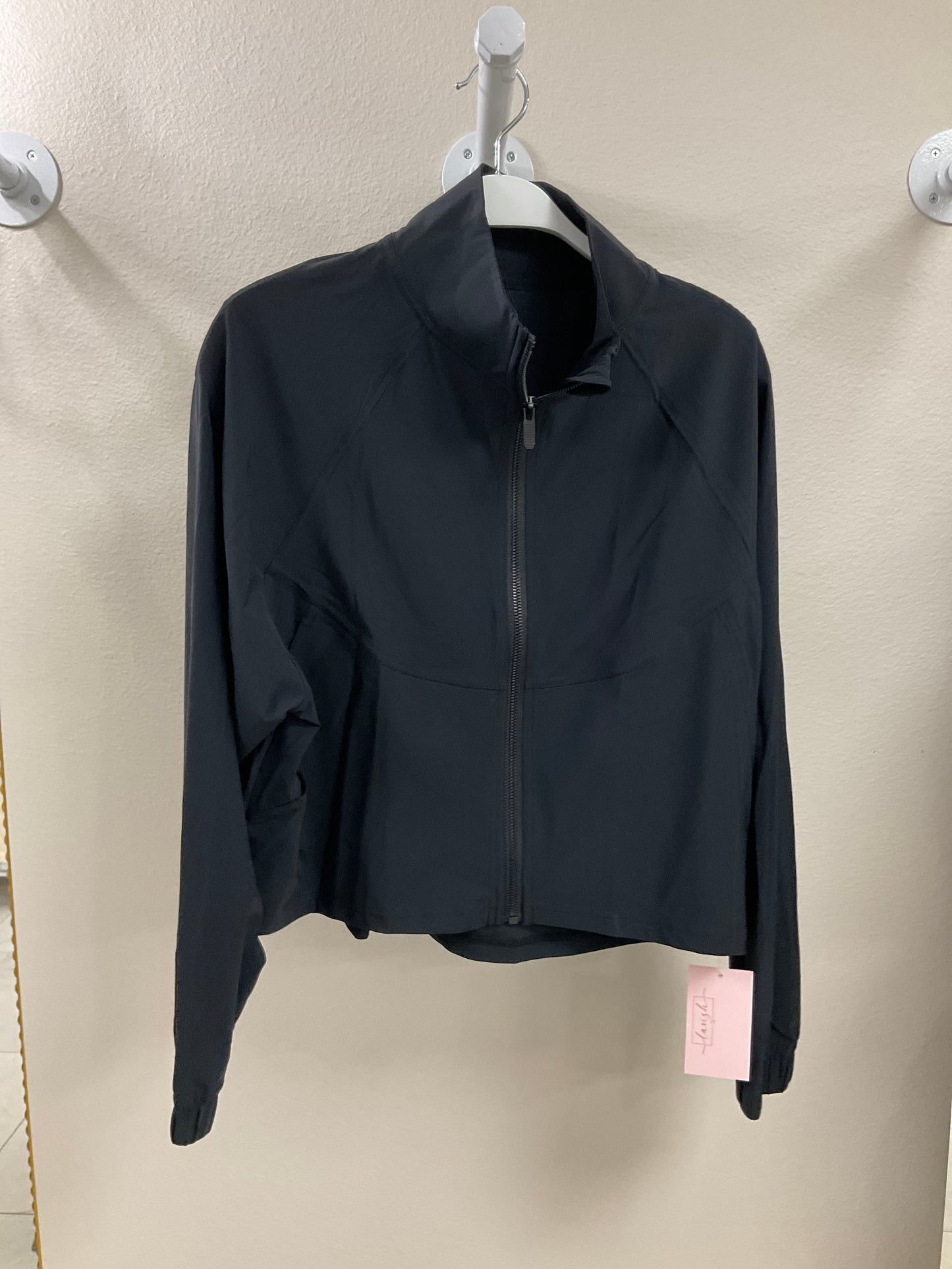 Black workout zip up Inspira