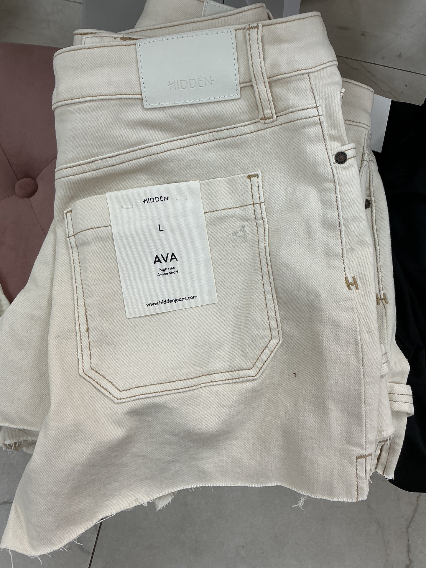 Beige Ava shorts