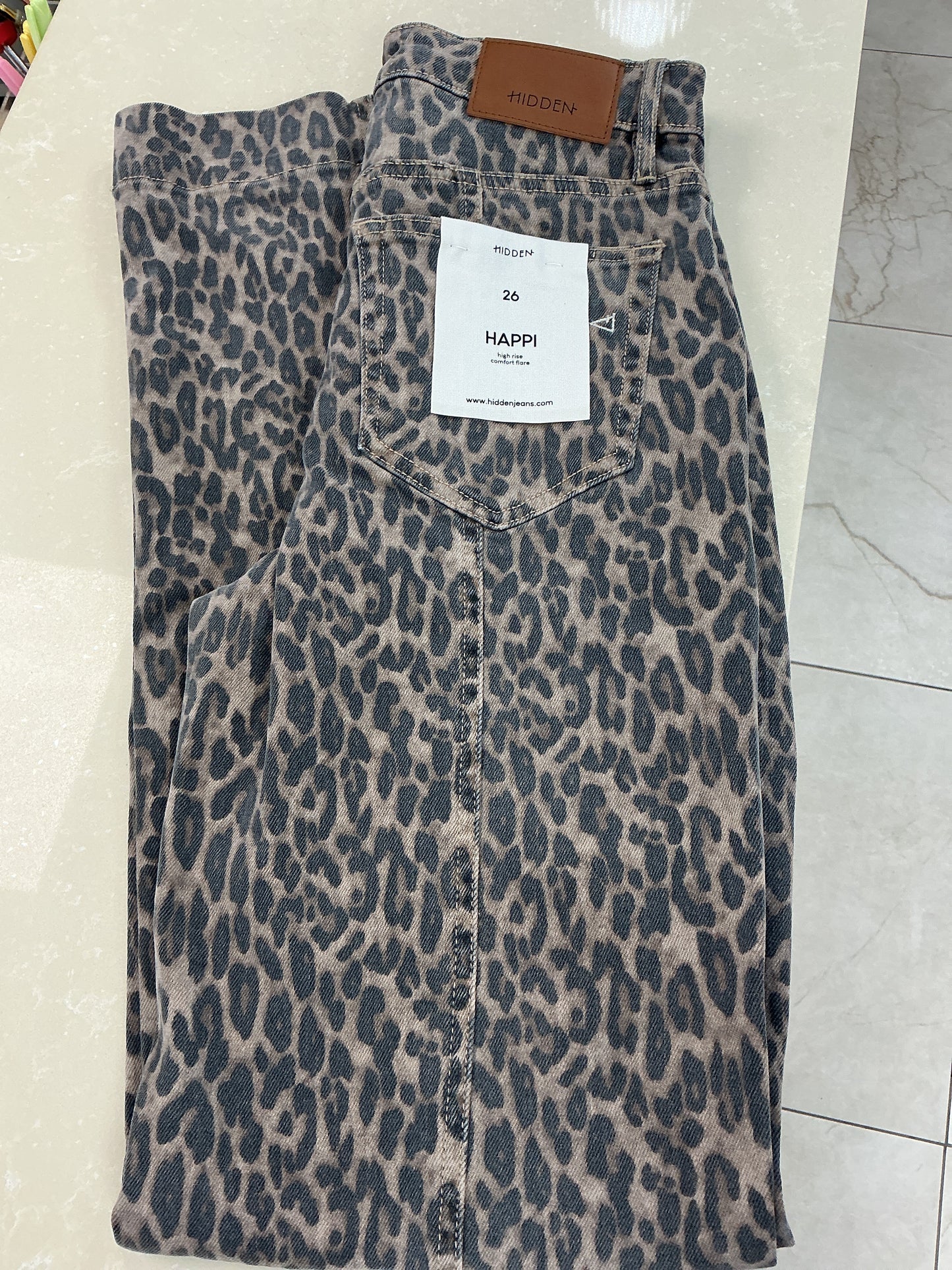 Cheetah hidden pants