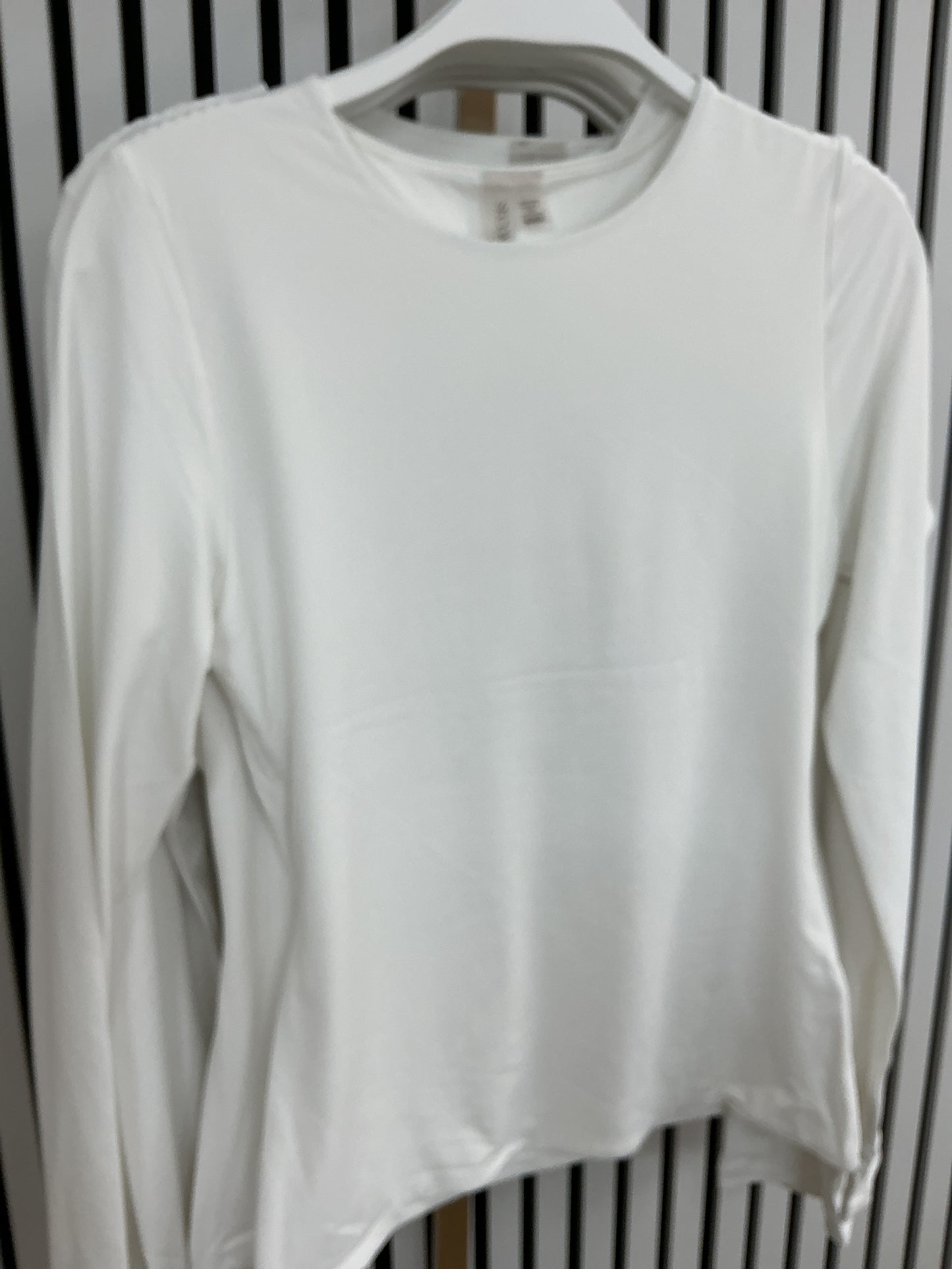 White fitted long sleeve