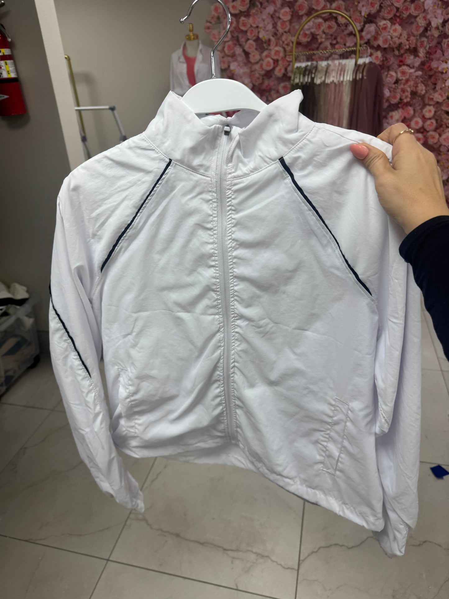 White zip up windbreaker