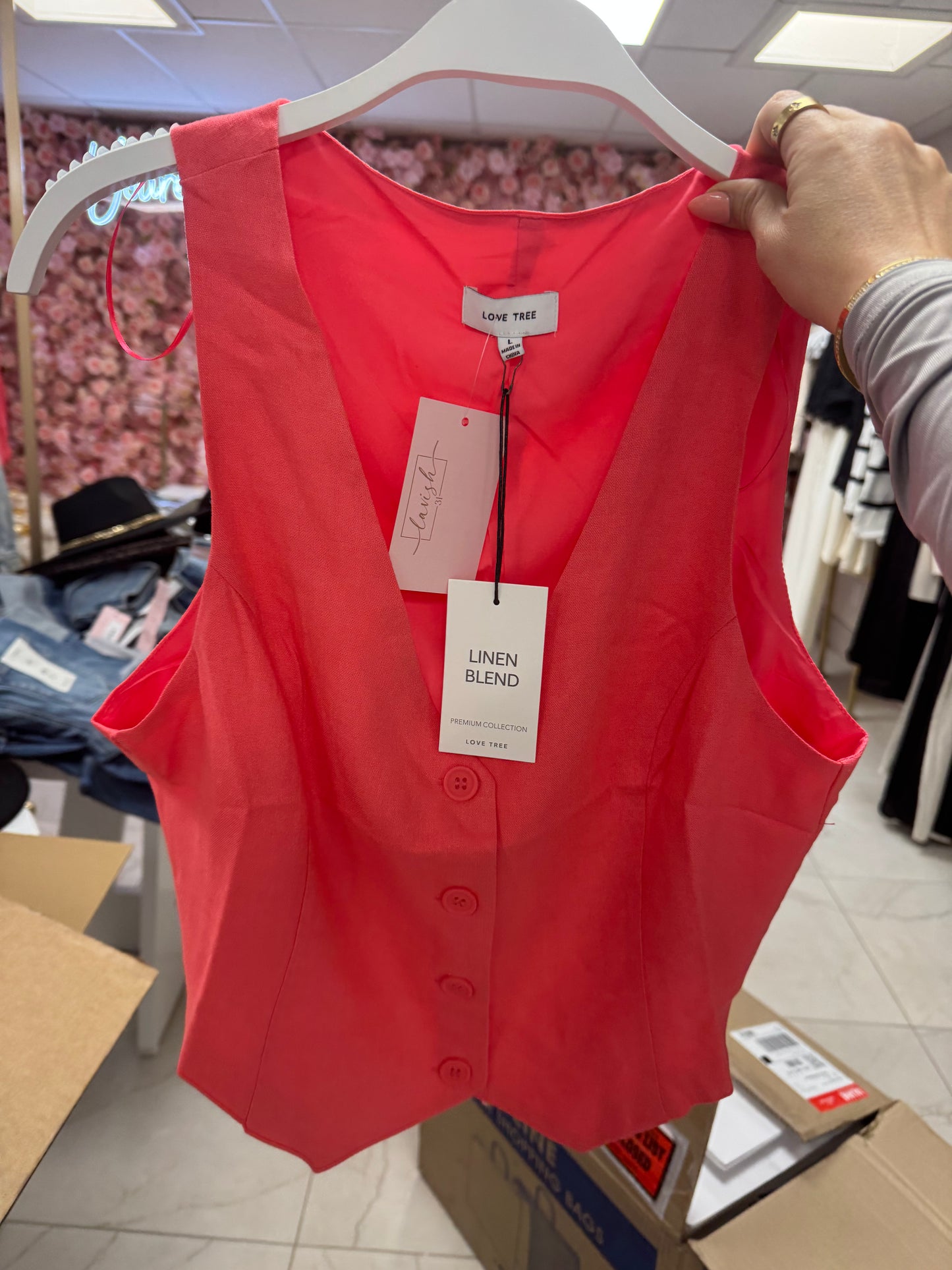 Coral vest