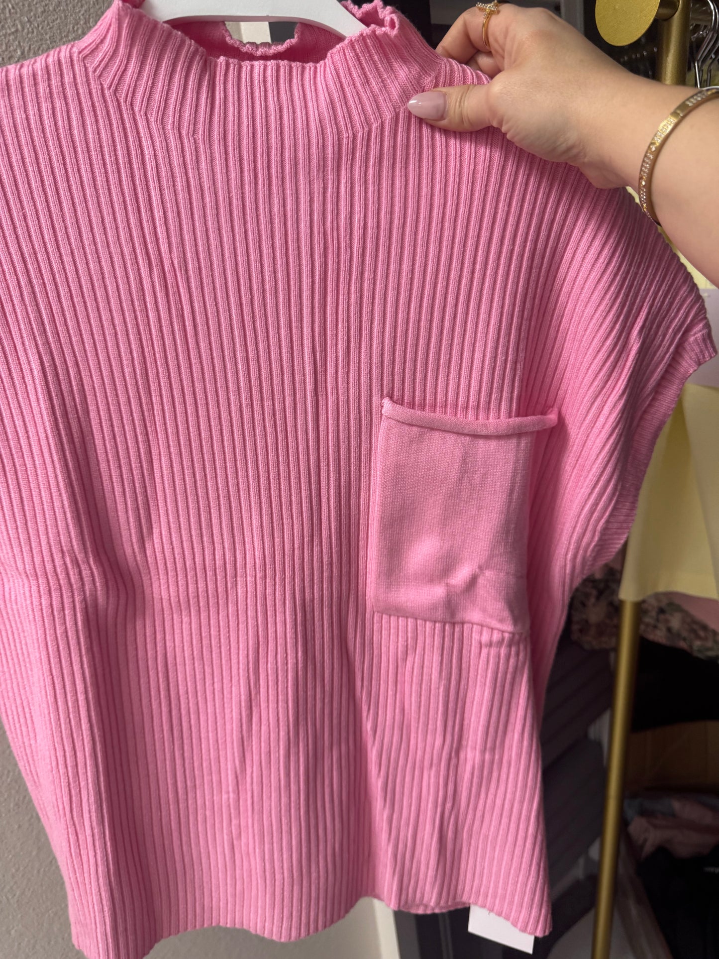 Pink ribbed with pocket top