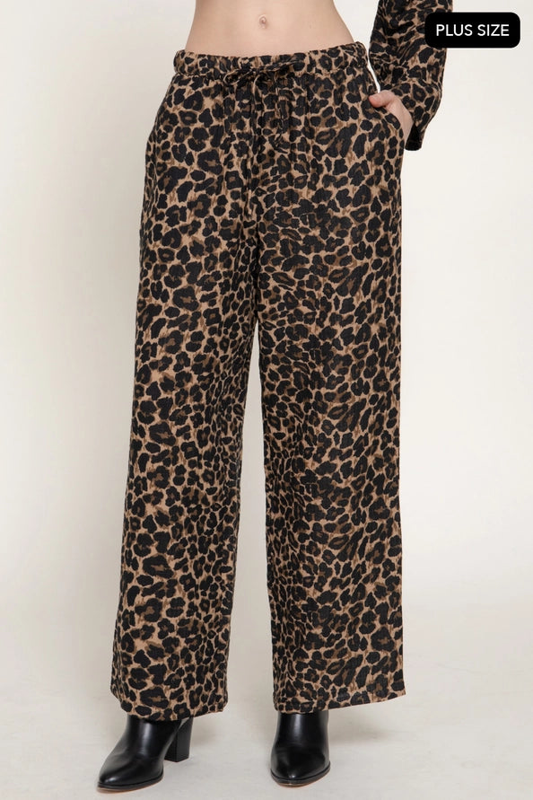 Plus size leopard drawstring pants